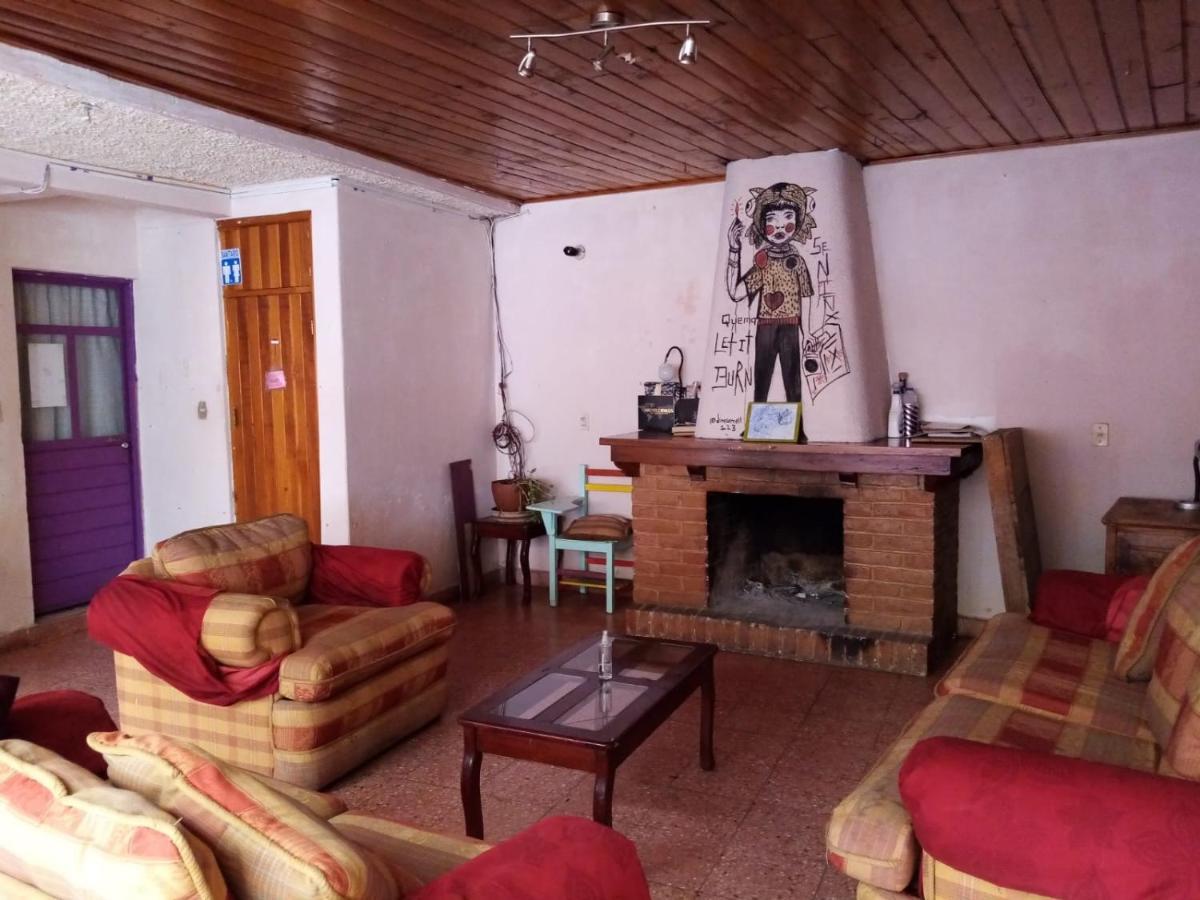 Casa Lothuz Spacio Cultural Y Disidente San Cristóbal de Las Casas Buitenkant foto
